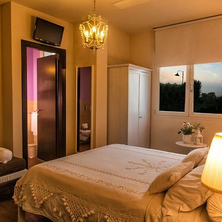 Bahita - Betty'S B&B Габиче Маре Екстериор снимка